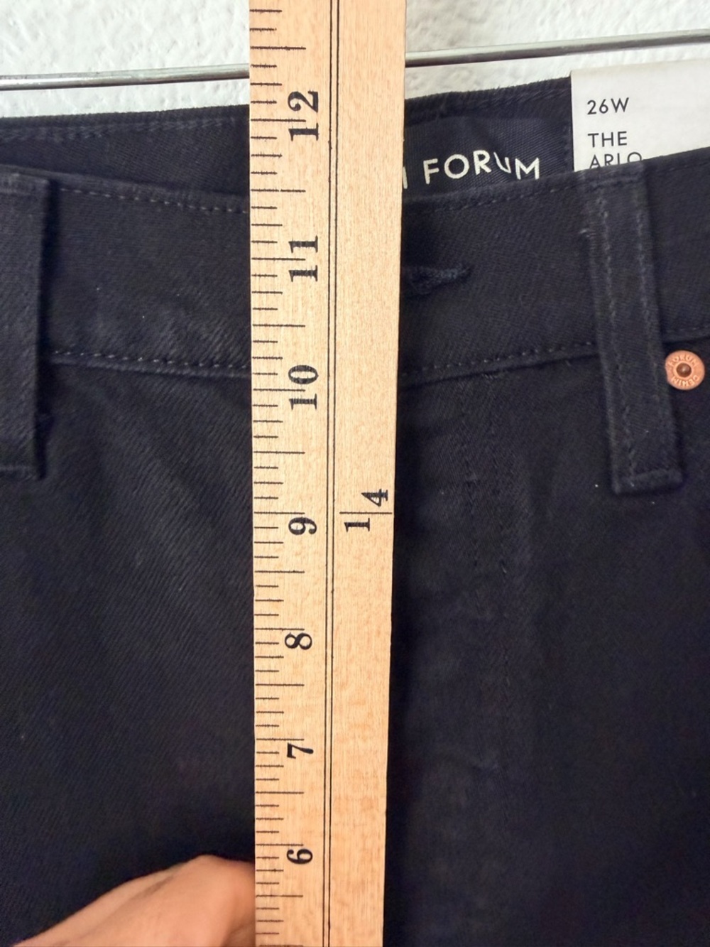 Aritzia Denim Forum Arlo High Rise Straight Jeans Black 26W 28L NWT Stay Black - Picture 8 of 10